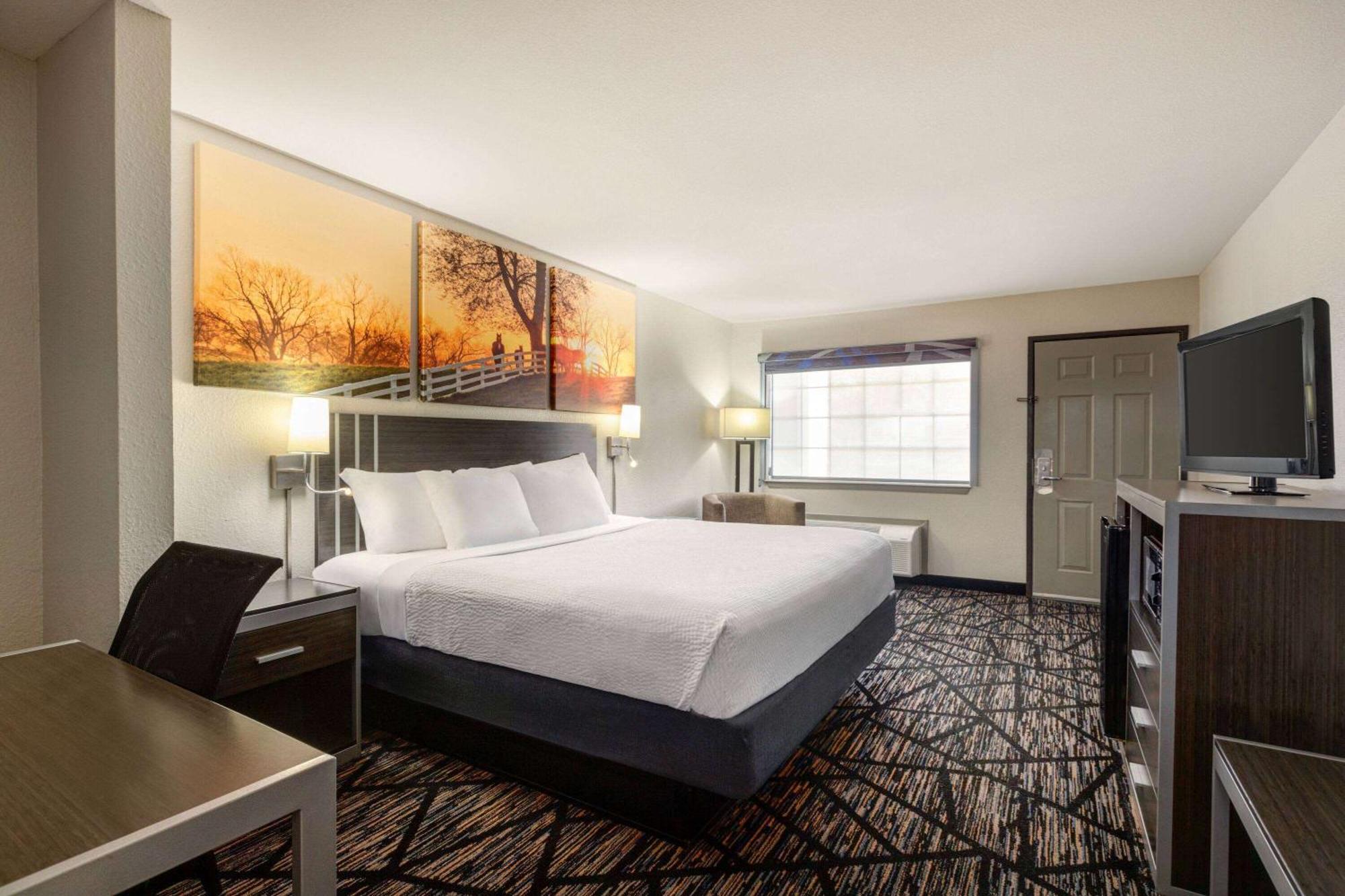 Days Inn By Wyndham San Antonio Near Fiesta Park Eksteriør bilde