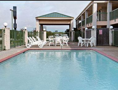 Days Inn By Wyndham San Antonio Near Fiesta Park Eksteriør bilde